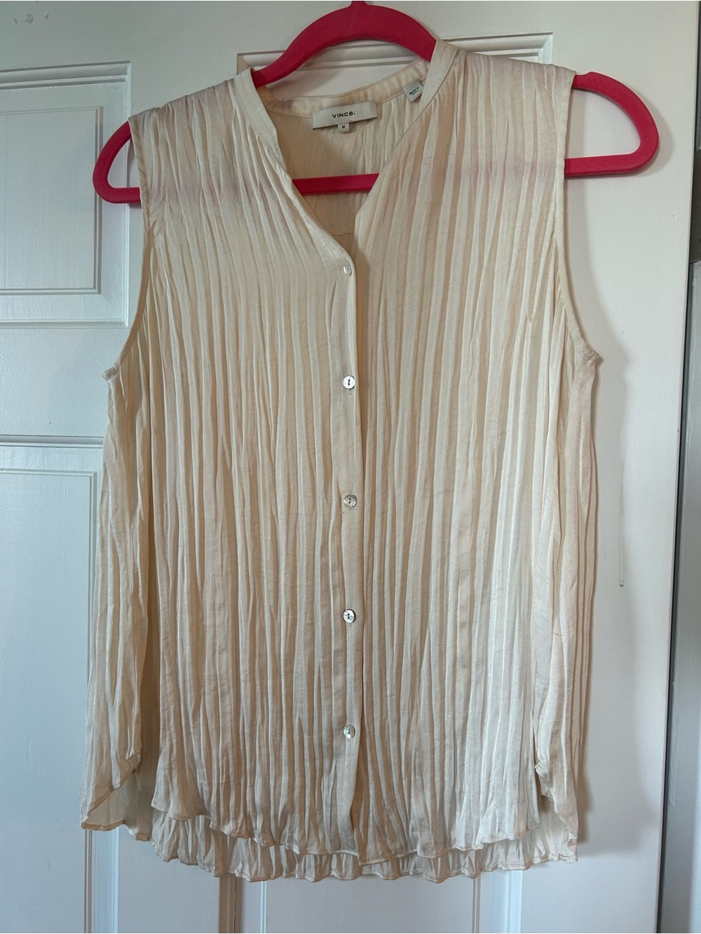 Vince Cream Pleated Sleeveless Button-Front Top